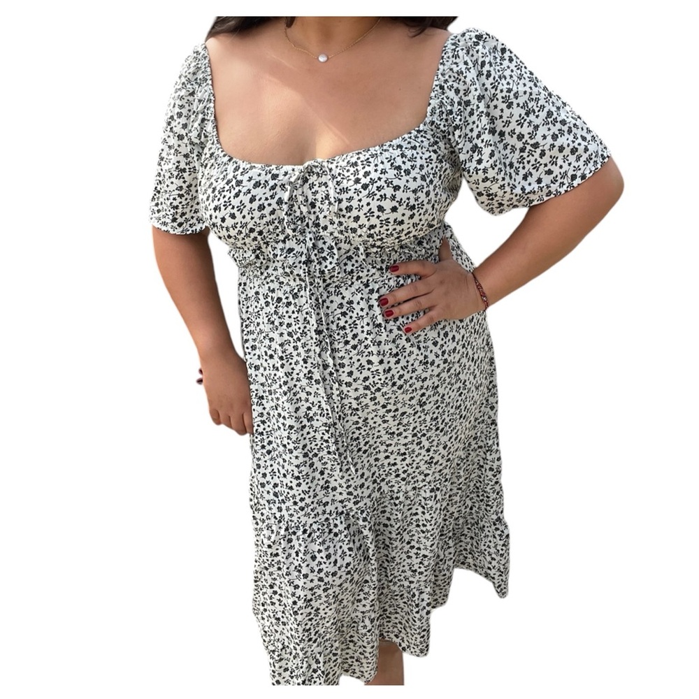 Plus Size•Floral Off the shoulder Dress